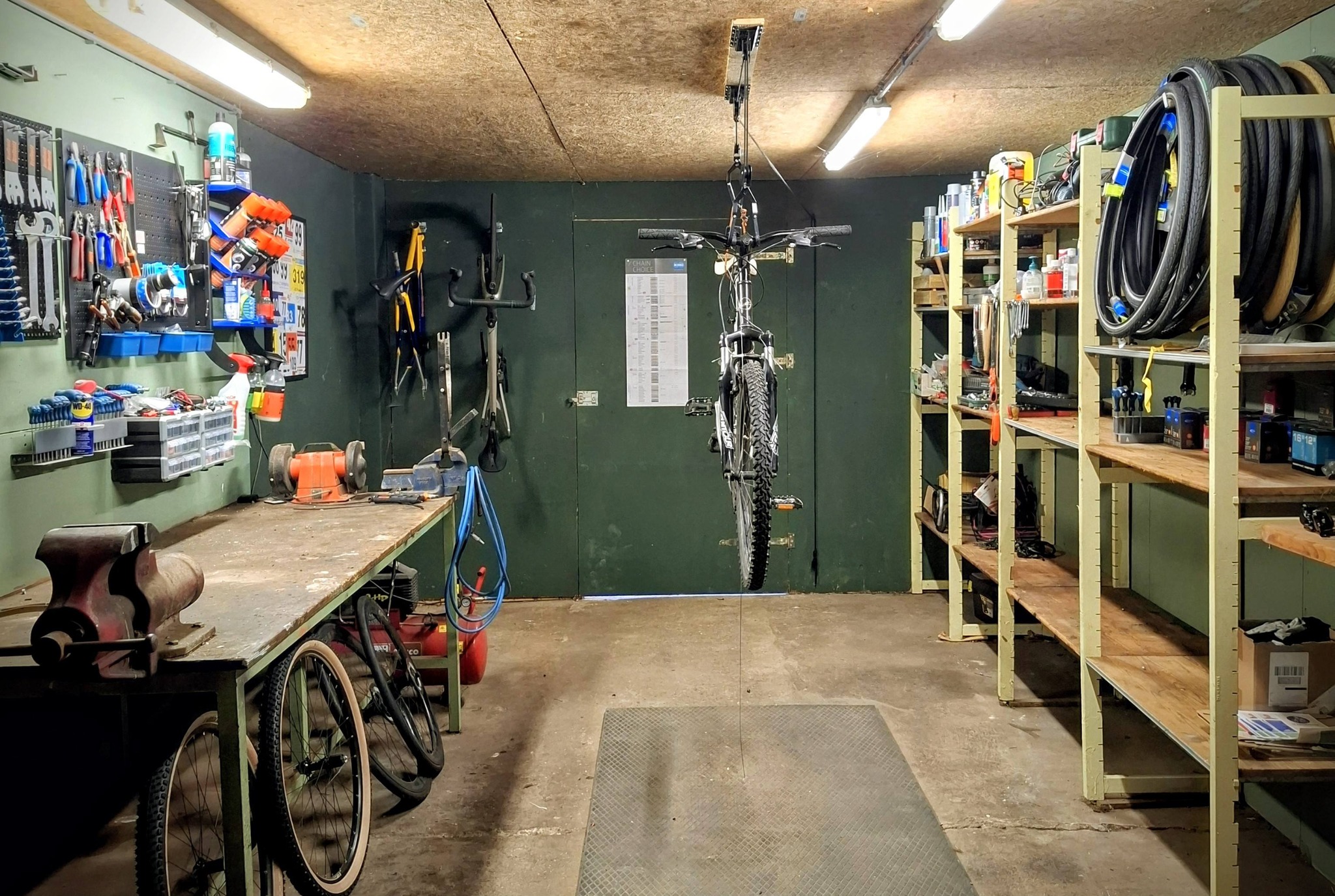 De FietsenBoer werkplaats aan de Maarhuizerweg 12